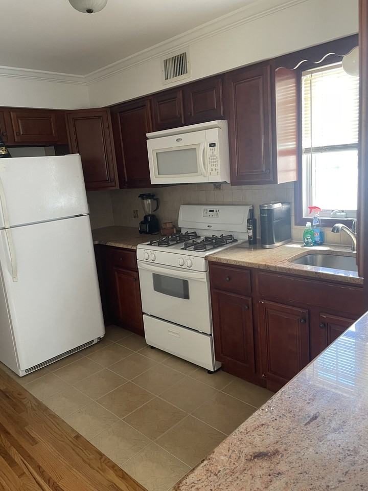 33 Paterson Street #2 - Photo 5 of 10