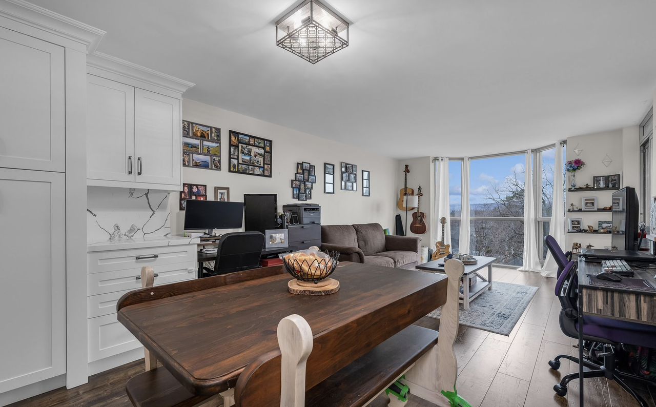 1225 North Shore Boulevard East #709 - Photo 2 of 8