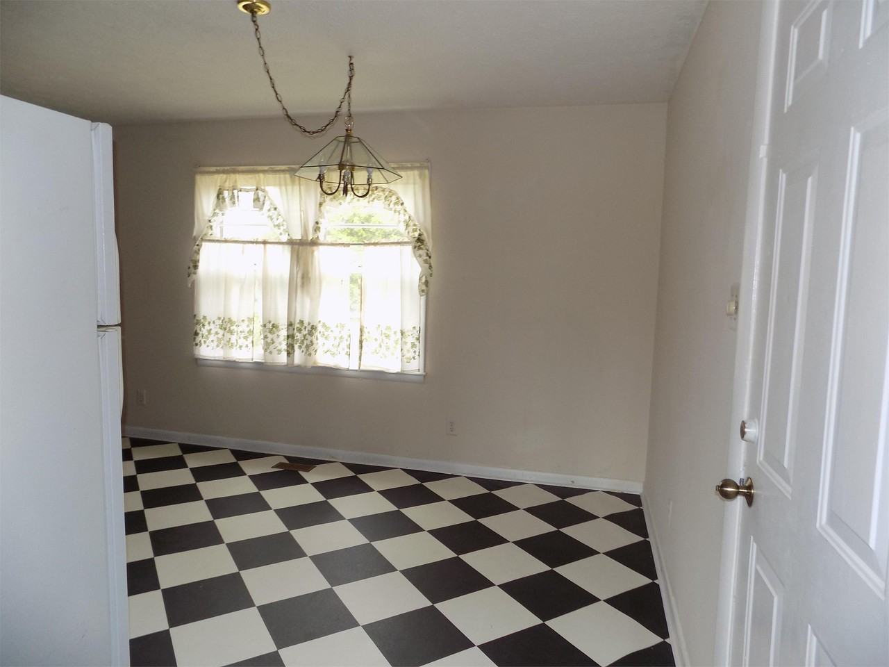 6510 Cissna Dr #1 - Photo 4 of 16