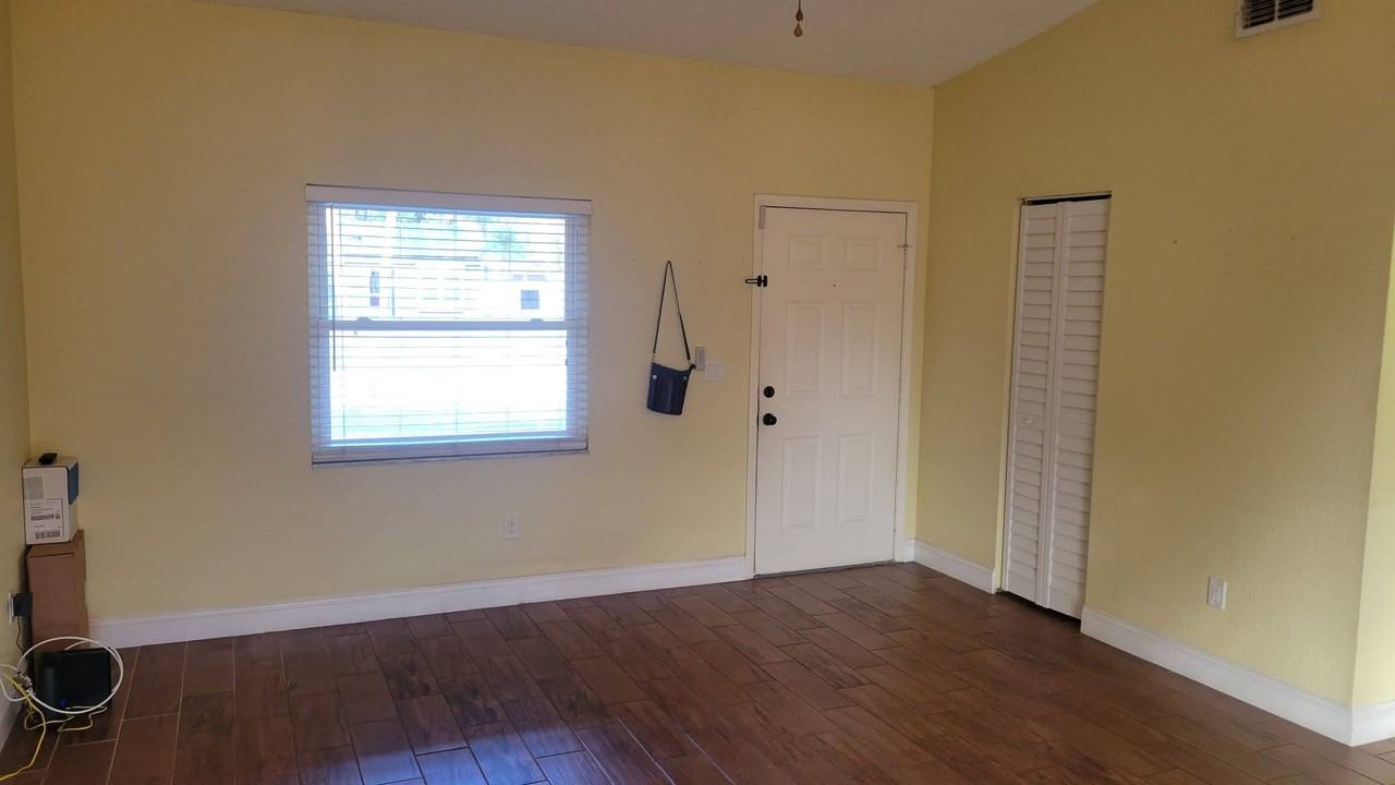 5706 Carrollwood Meadows Dr #NA - Photo 2 of 17