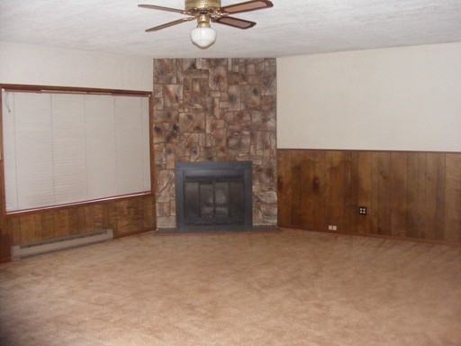 4537 Woodland Cir - Photo 3 of 4