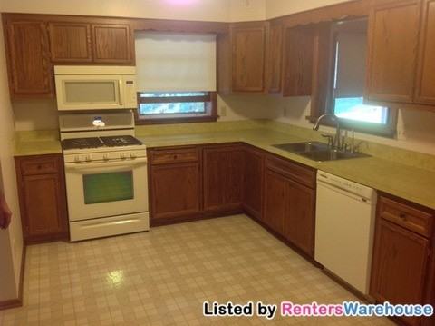 107 E James Dr - Photo 2 of 9