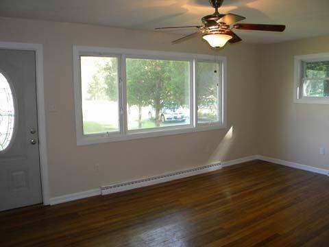 1545 Weaver Dr - Photo 2 of 10