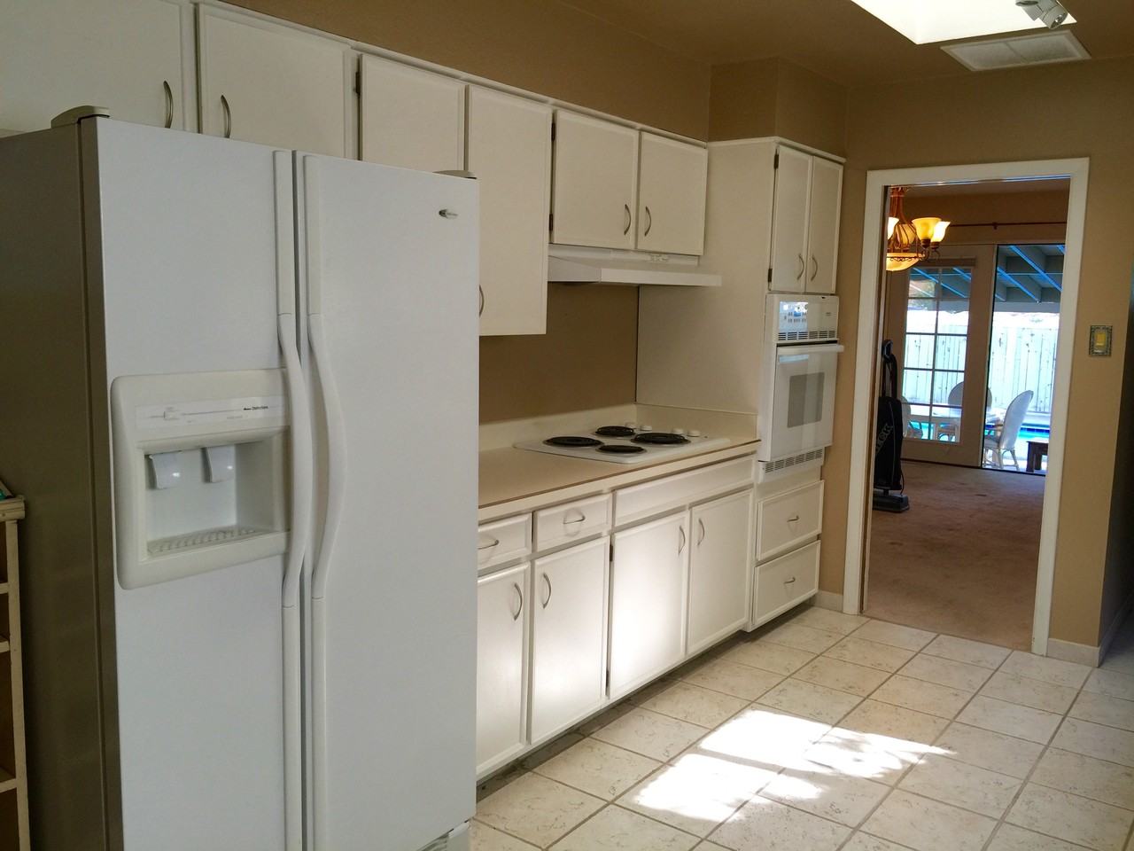 4712 Hannett Ave NE - Photo 2 of 22