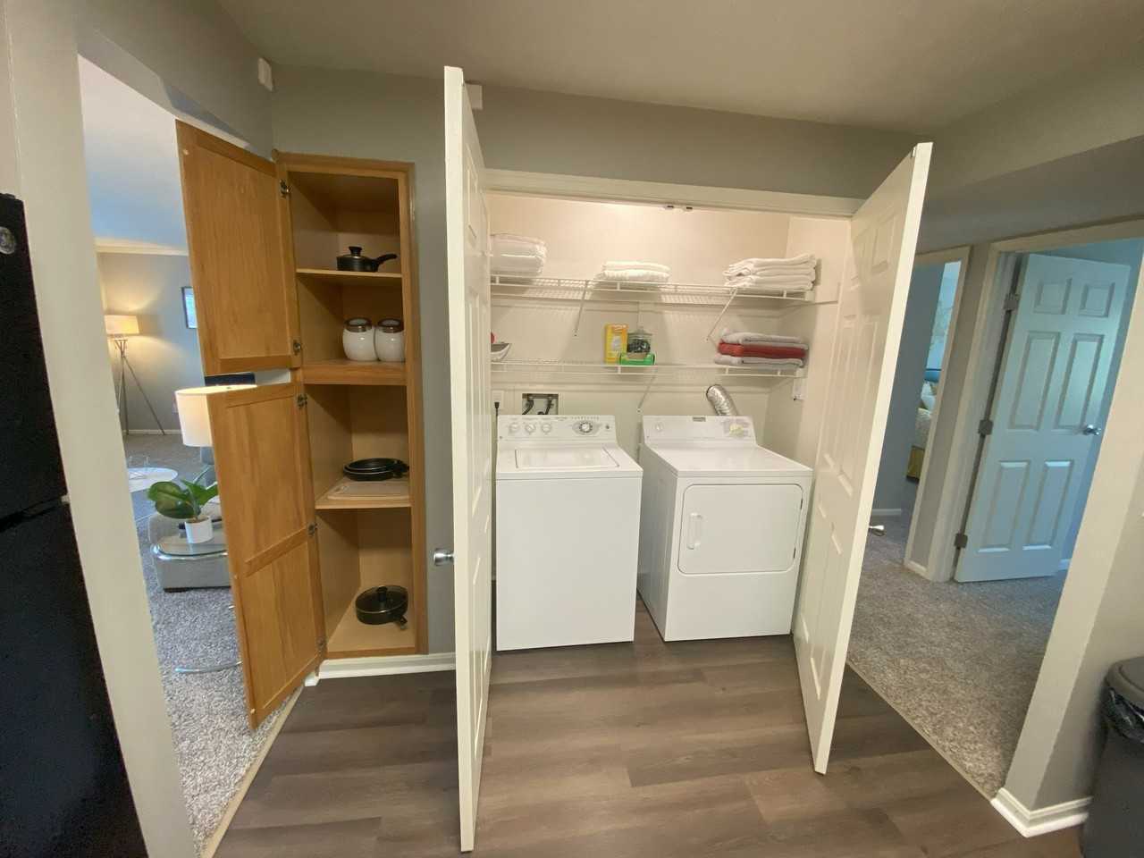 Olde Montgomery - Photo 5 of 38