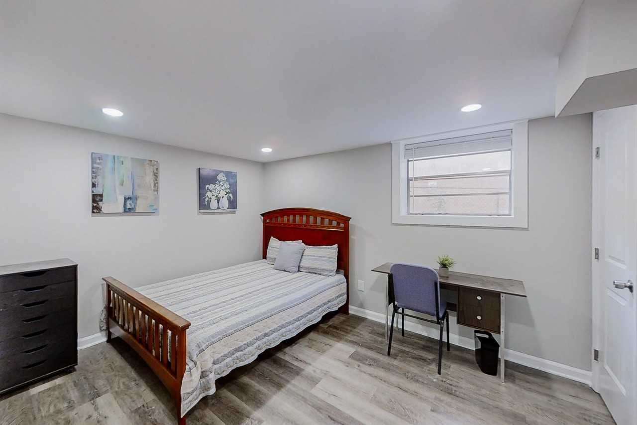 Aline Dr Nw - Photo 7 of 8