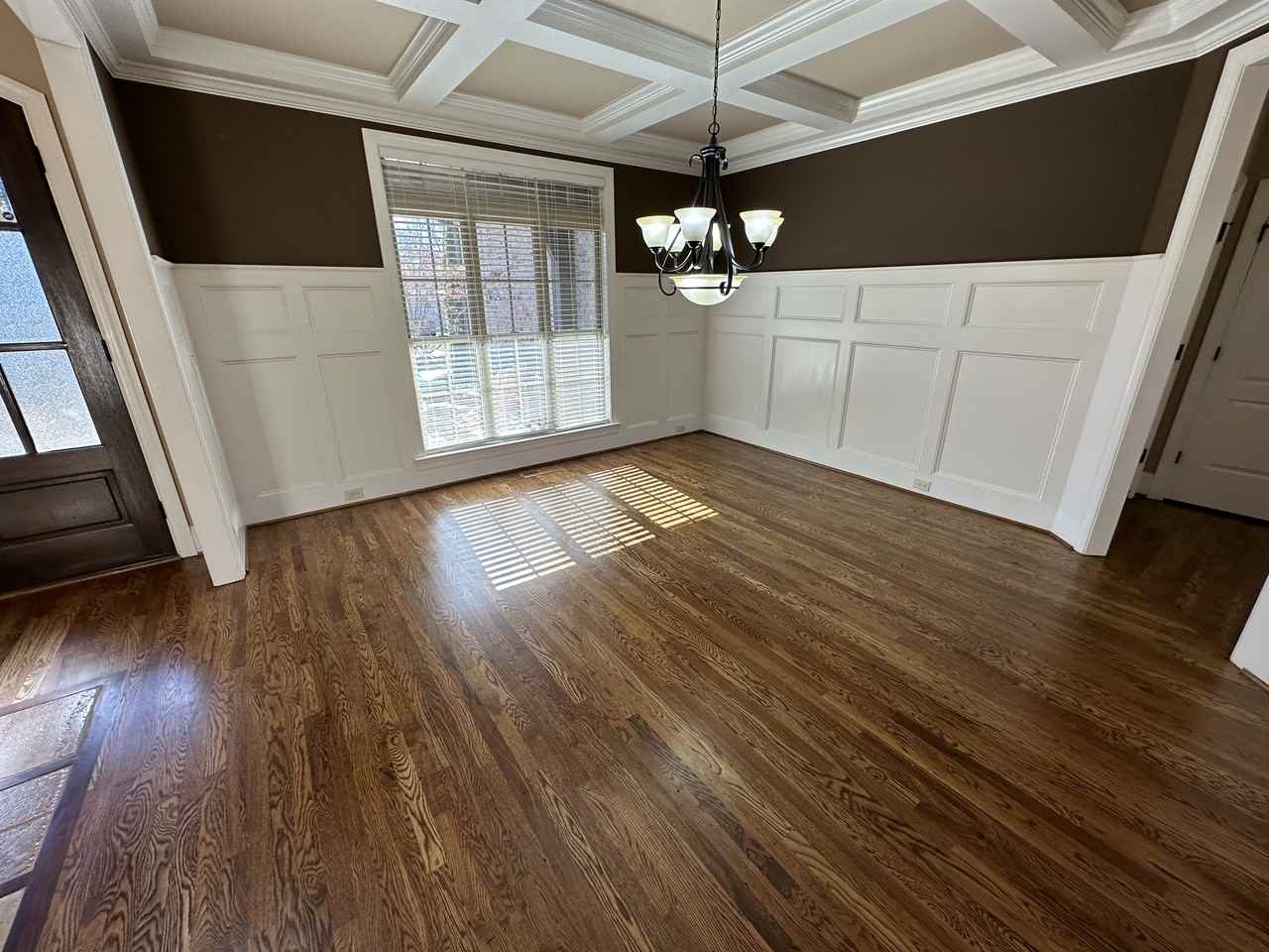 3755 N Lakeshore Dr - Photo 5 of 32