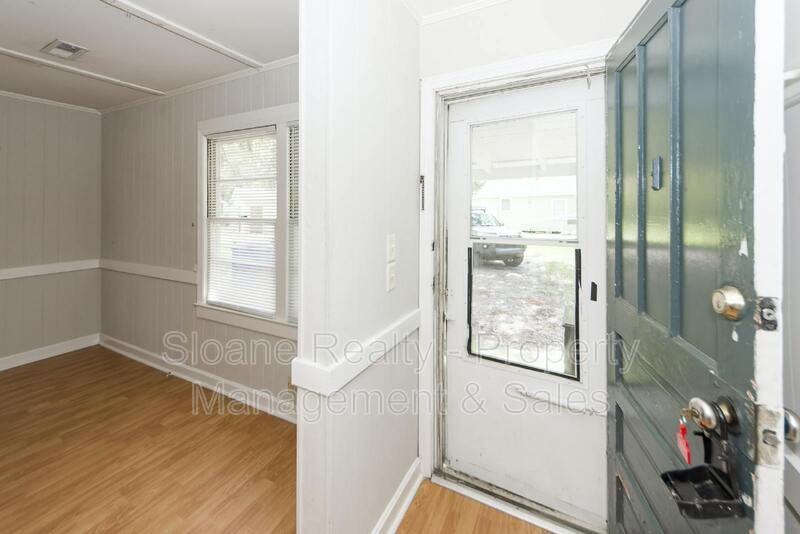 2212 Townsend Rd - Photo 2 of 22