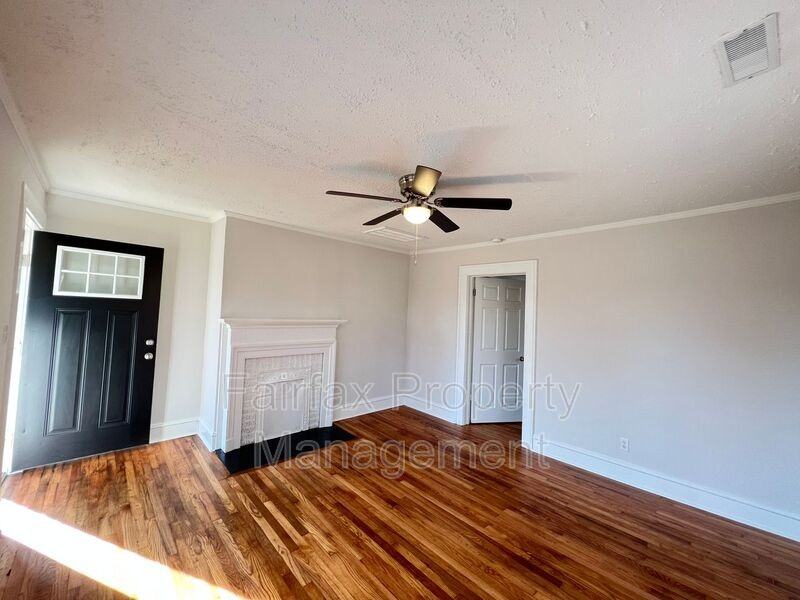 102 W Summit Ave #B - Photo 6 of 23