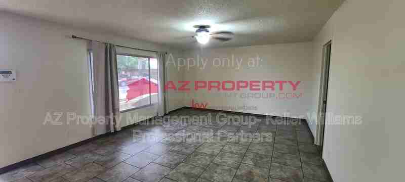 4232 W Missouri Ave - Photo 4 of 13