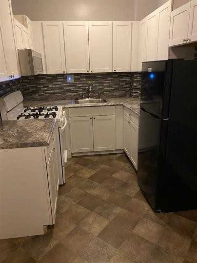 3440 Santa Maria Avenue #202 - Photo 2 of 2