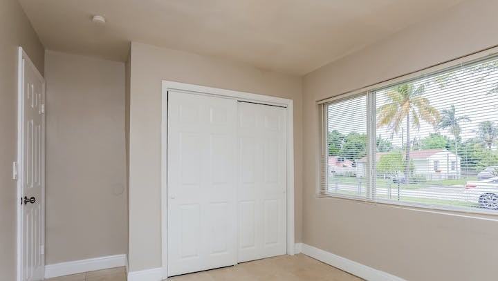 2126 Wiley Court - Photo 3 of 11