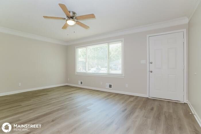 8907 W 47th Ter - Photo 3 of 16