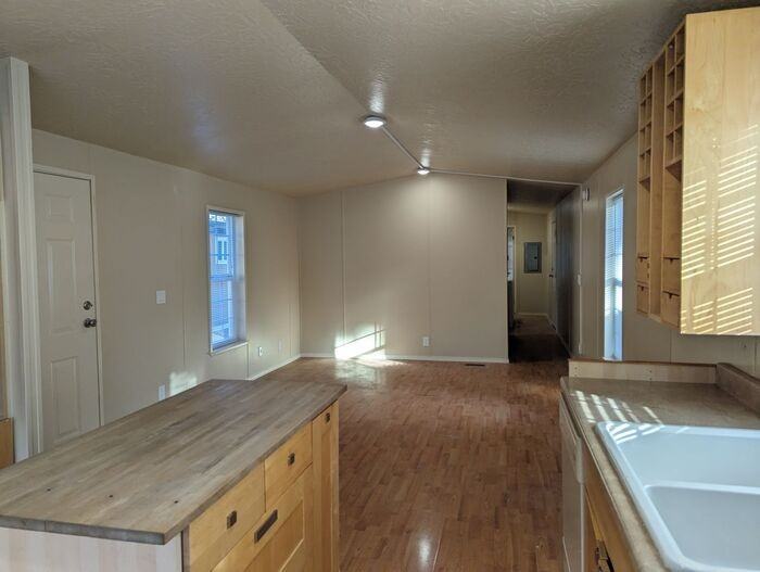 25529 40th Avenue Ct E - Photo 3 of 13