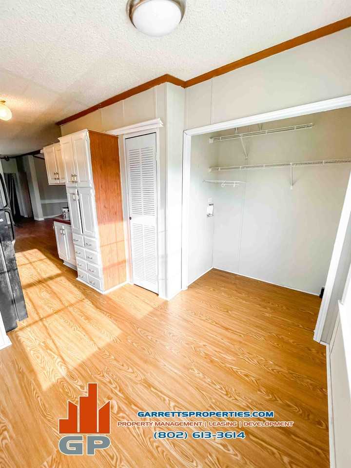 193 Browns River Rd #1 - Photo 3 of 9