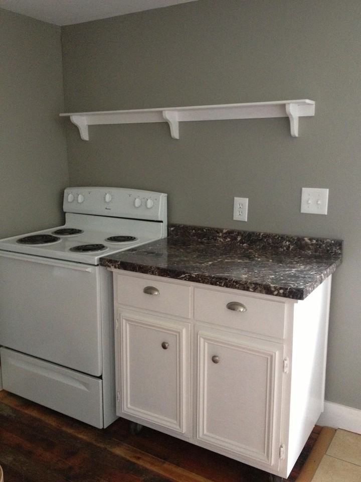 735 7th Ave E #B - Photo 5 of 10