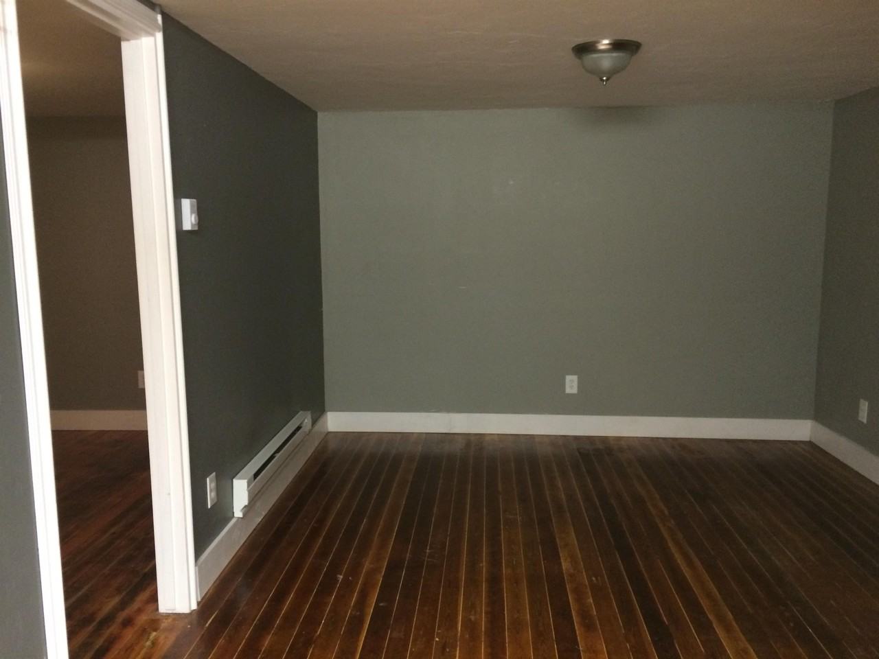 735 7th Ave E #B - Photo 6 of 10