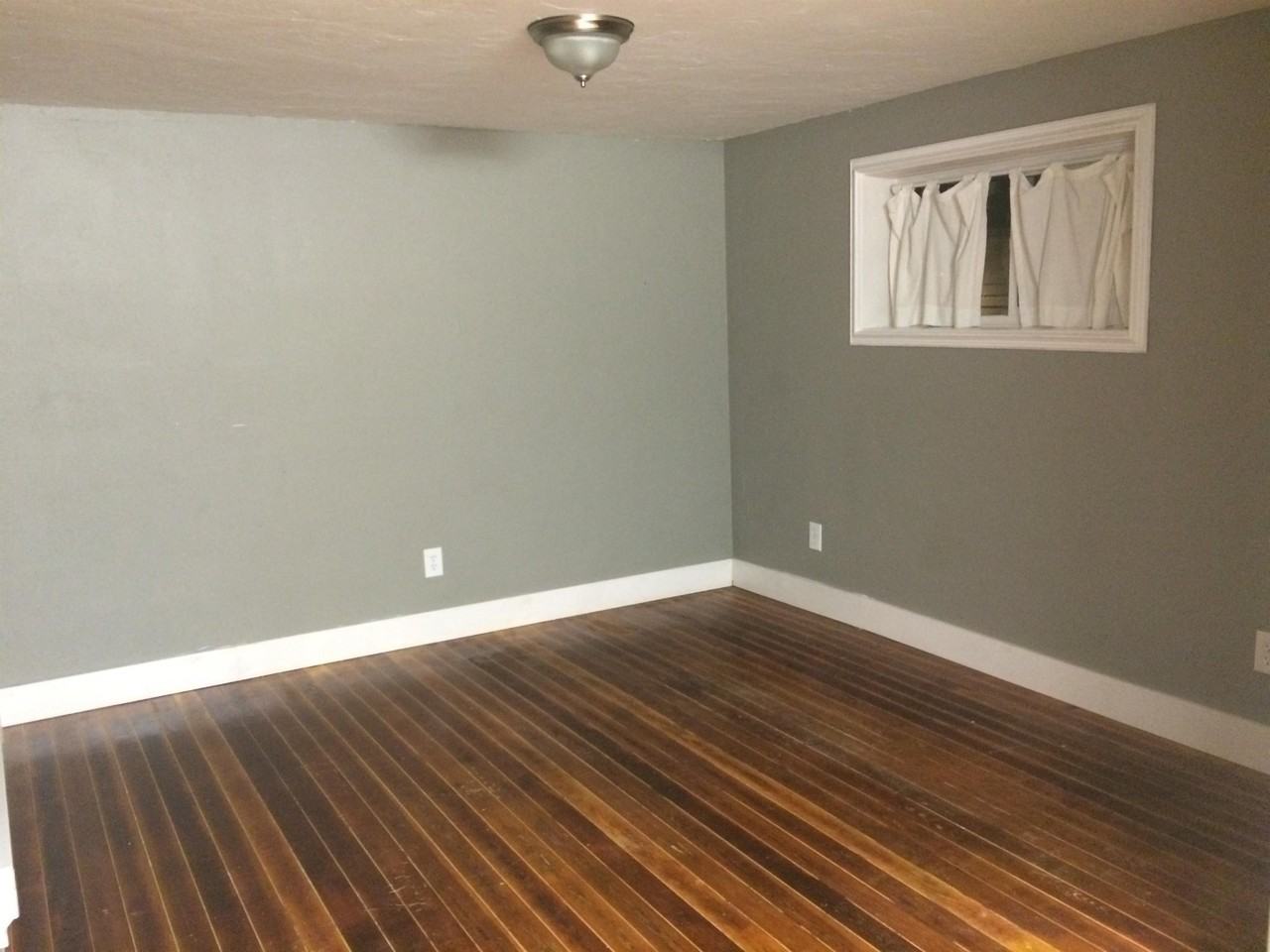 735 7th Ave E #B - Photo 7 of 10