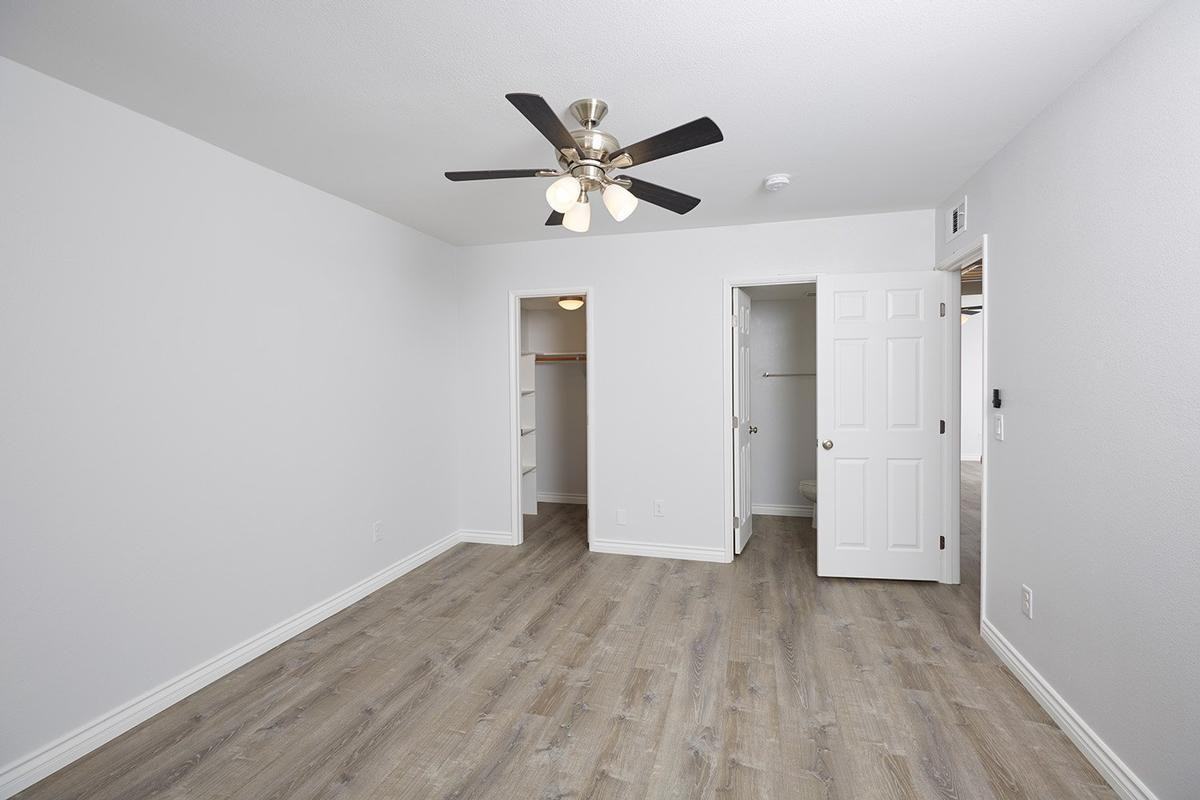 2800 Lawrence Crossley Rd - Photo 4 of 19