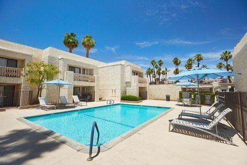 2800 Lawrence Crossley Rd