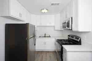 featured image of 2800 Lawrence Crossley Rd