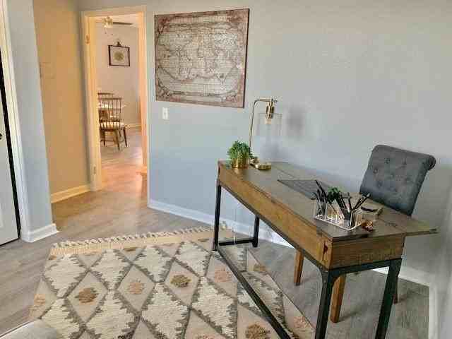 50660 Eisenhower Dr - Photo 5 of 27