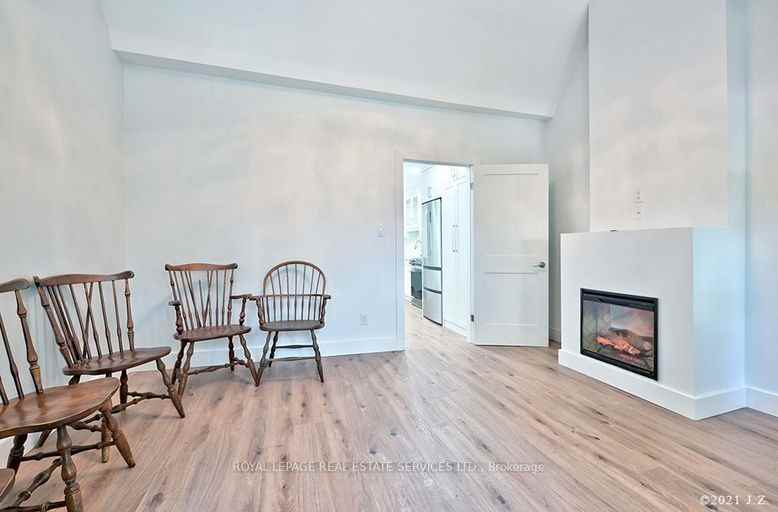 15 Grenadier Rd #2ndFL - Photo 3 of 12