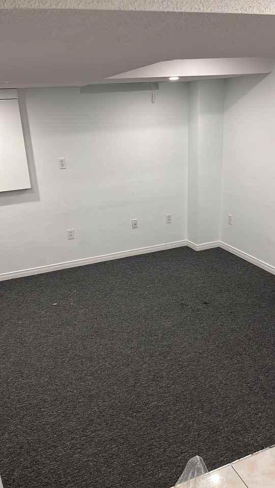 28 Billingsley Crescent - Photo 2 of 8