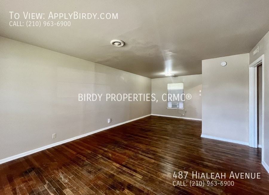 487 Hialeah Ave - Photo 2 of 24