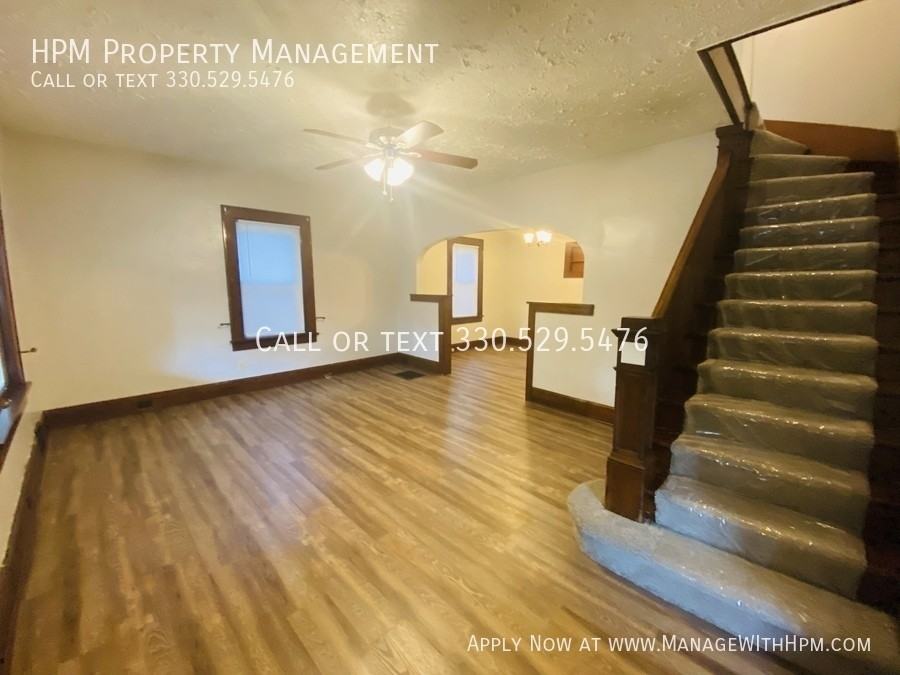 560 High St Ne - Photo 3 of 39