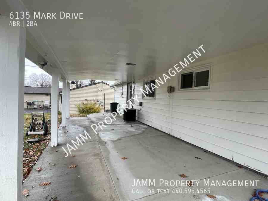 6135 Mark Dr - Photo 2 of 22