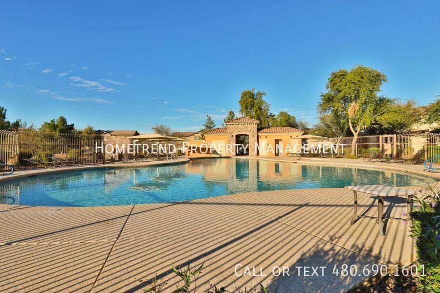 1069 S Deerfield Ln - Photo 4 of 30