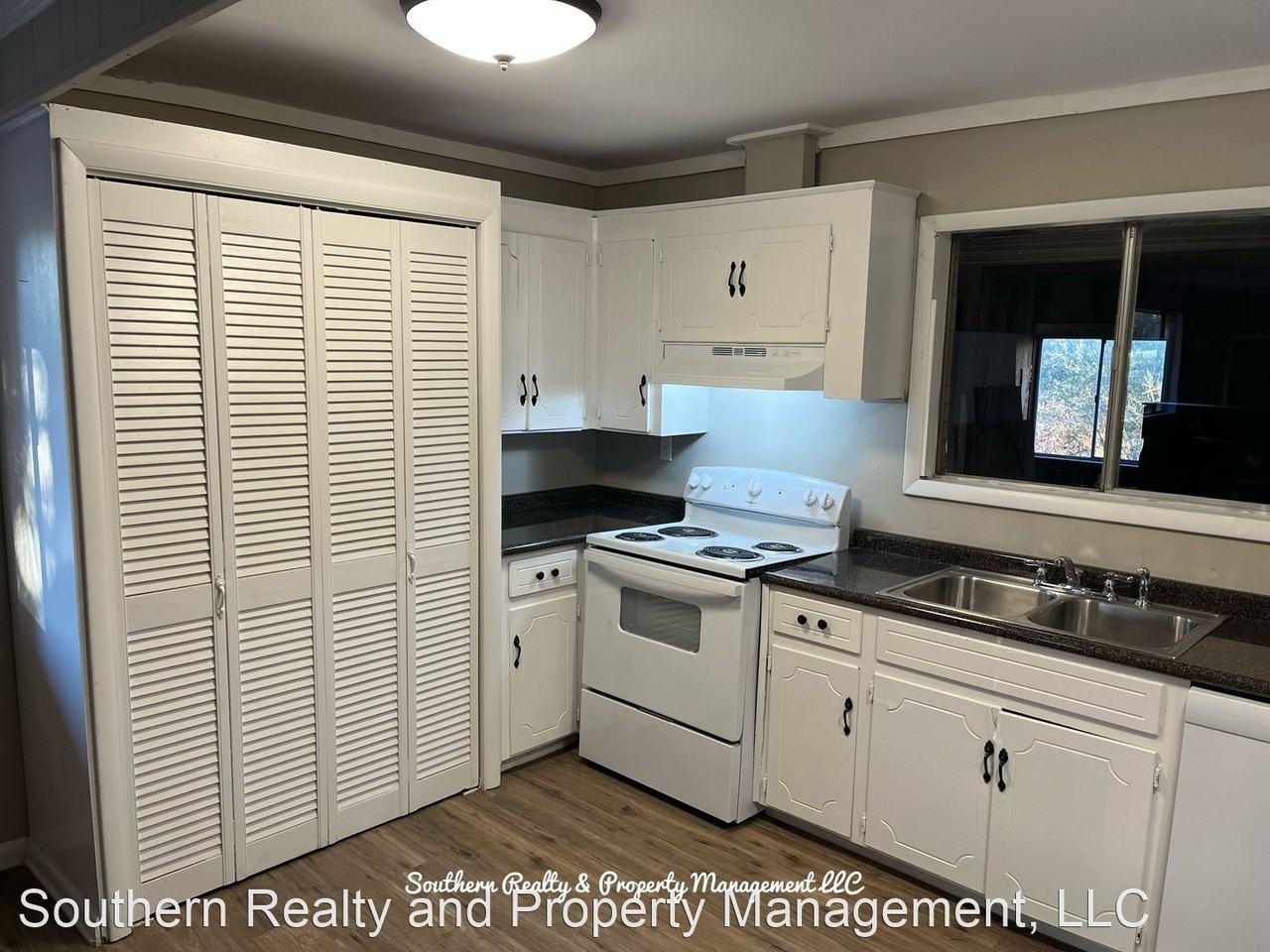 147 Noahs Rd - Photo 3 of 13