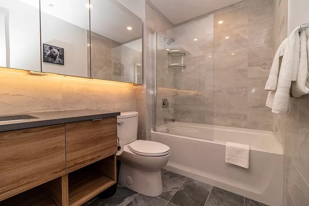 131 Sharpecroft Boulevard - Photo 3 of 4