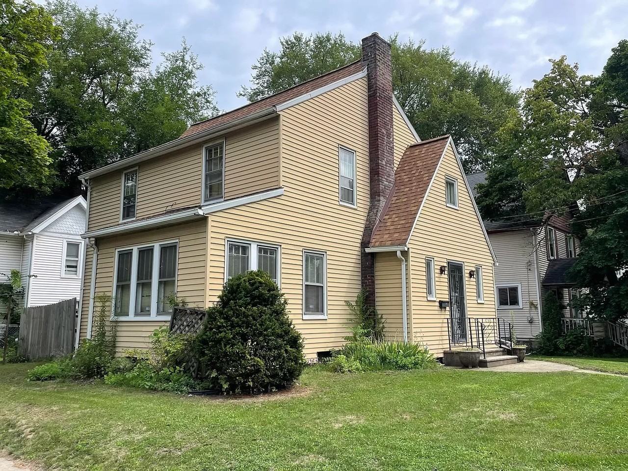 1103 E Stockbridge Ave #NA - Photo 2 of 16