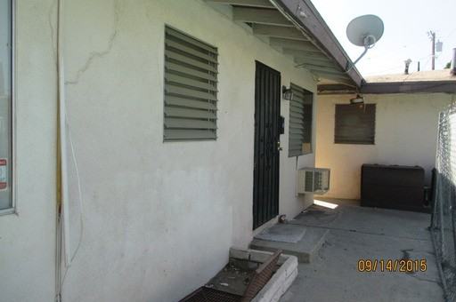 1156 Villa St - Photo 3 of 4