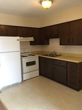 3770 3770 N Portage Place 2 - Photo 3 of 5