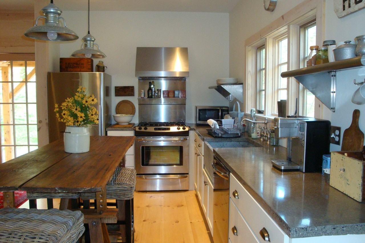 97 Rinehart Rd - Photo 2 of 10