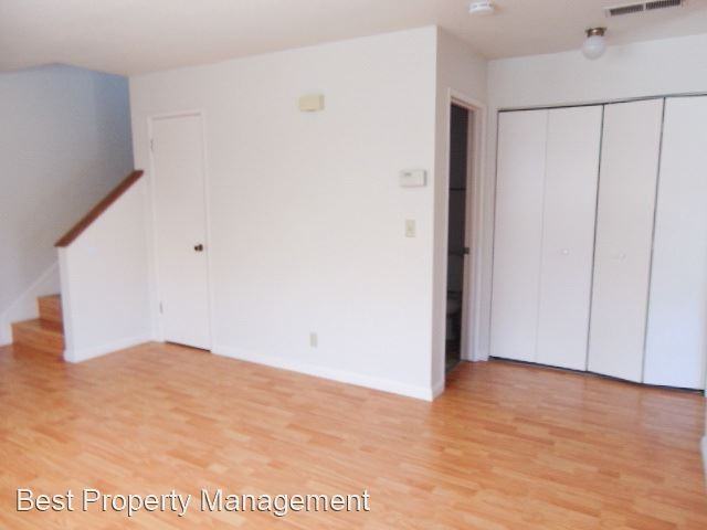 43563 Ellsworth Street - Photo 3 of 22