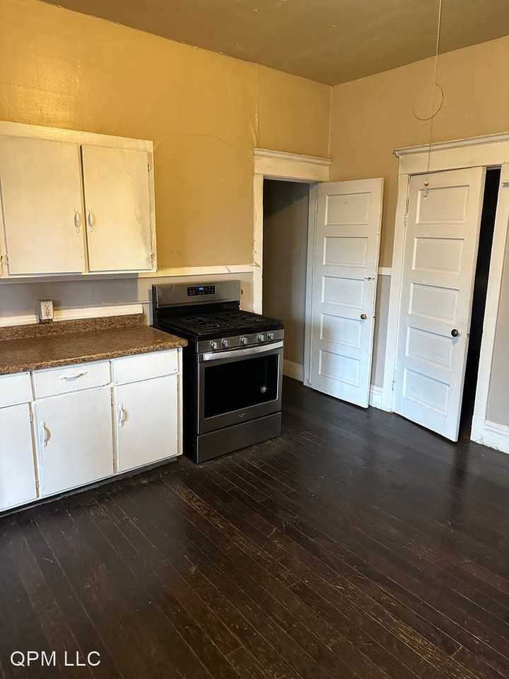 George Building - Photo 2 of 6