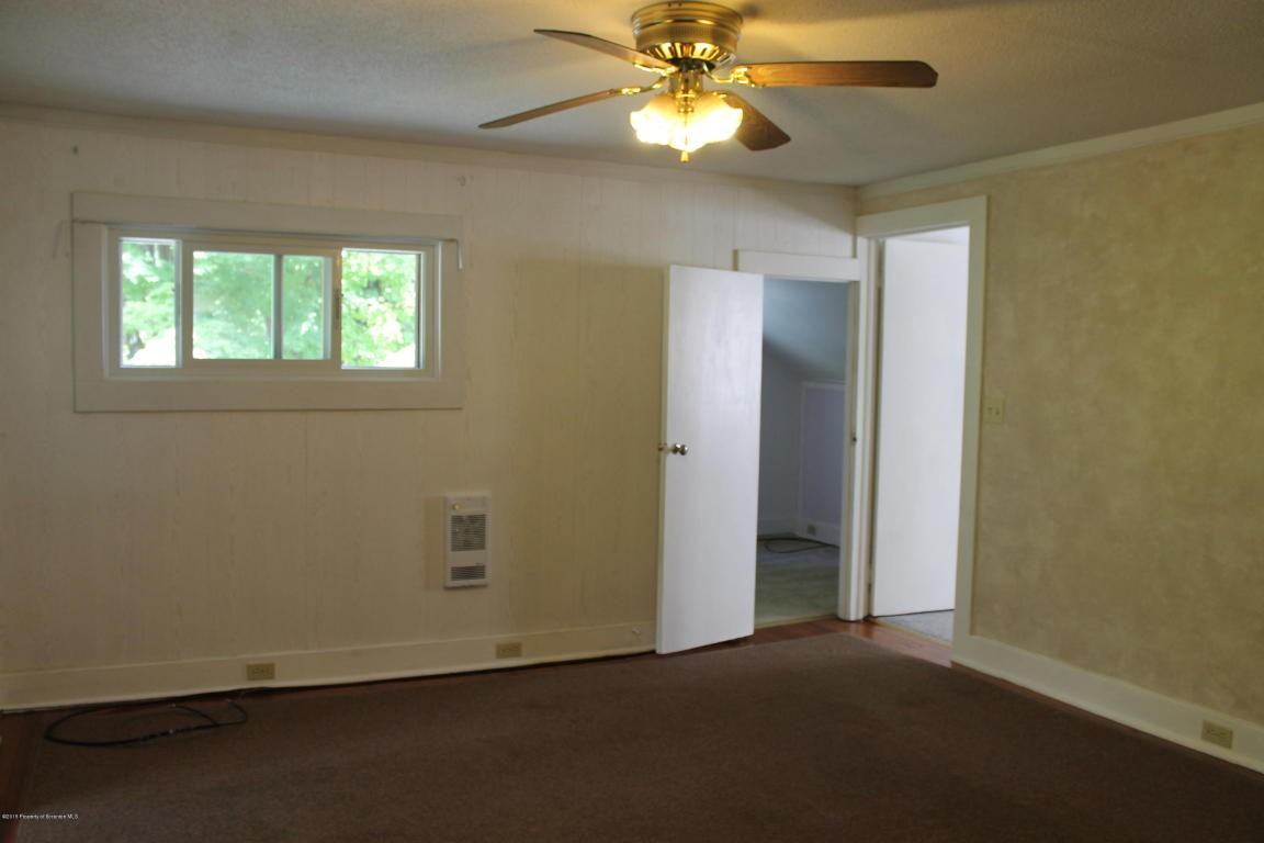 2034 N Turnpike Rd - Photo 3 of 11