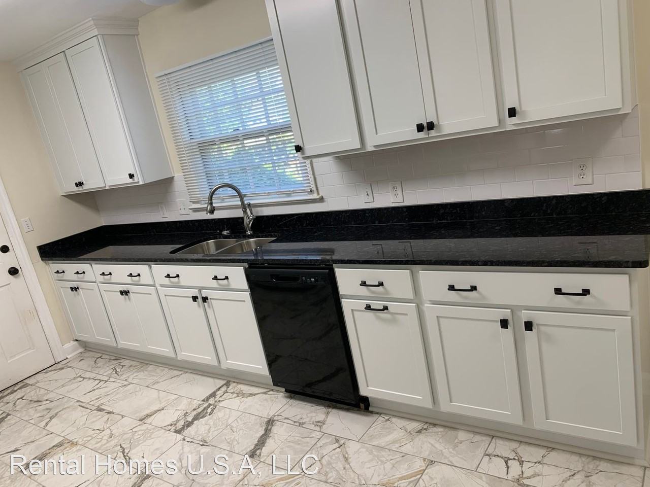 1418 Buckingham Ave - Photo 2 of 21