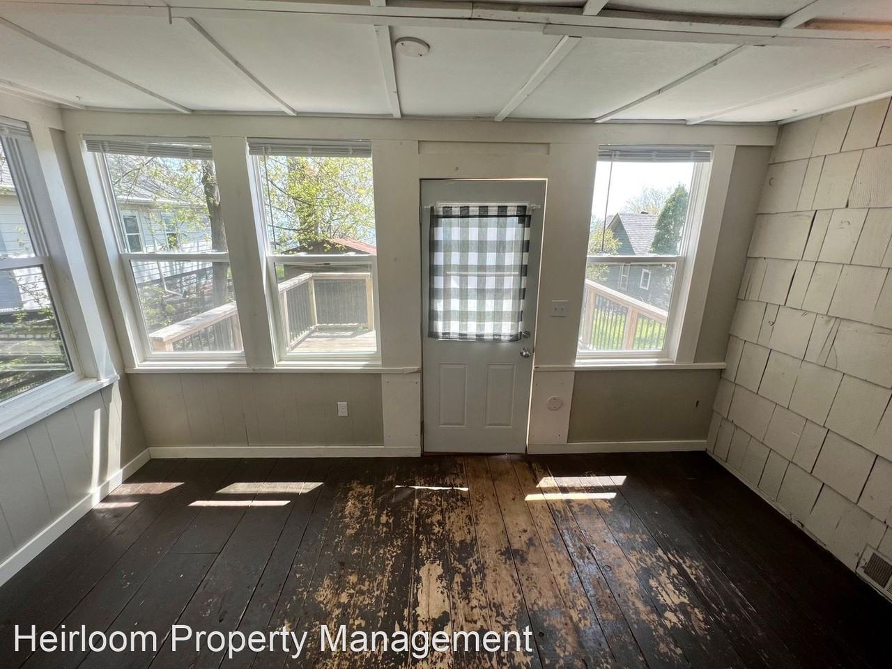 922 Mesaba Ave - Photo 3 of 33