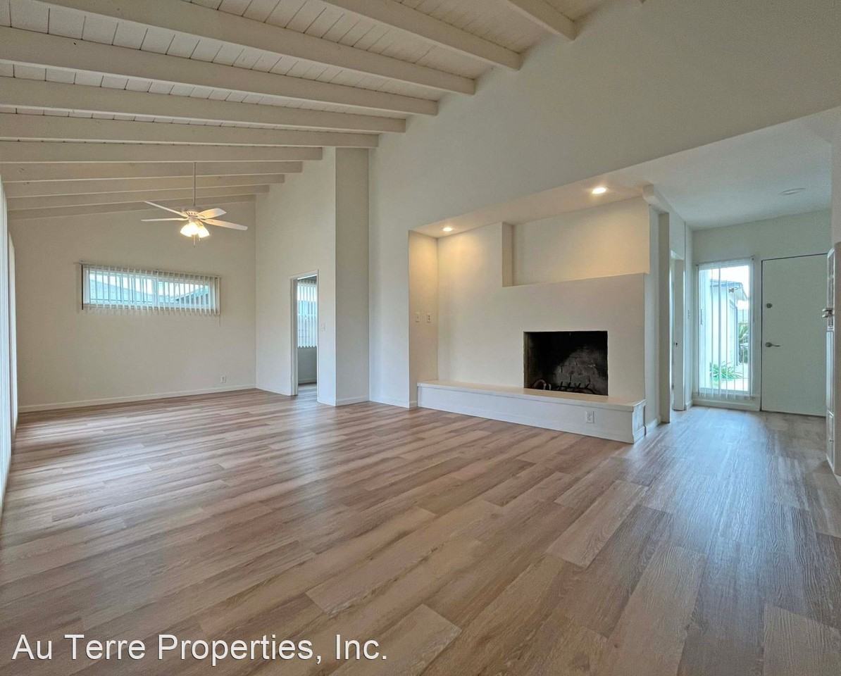 4811-4815 Santa Ana Street - Photo 2 of 15