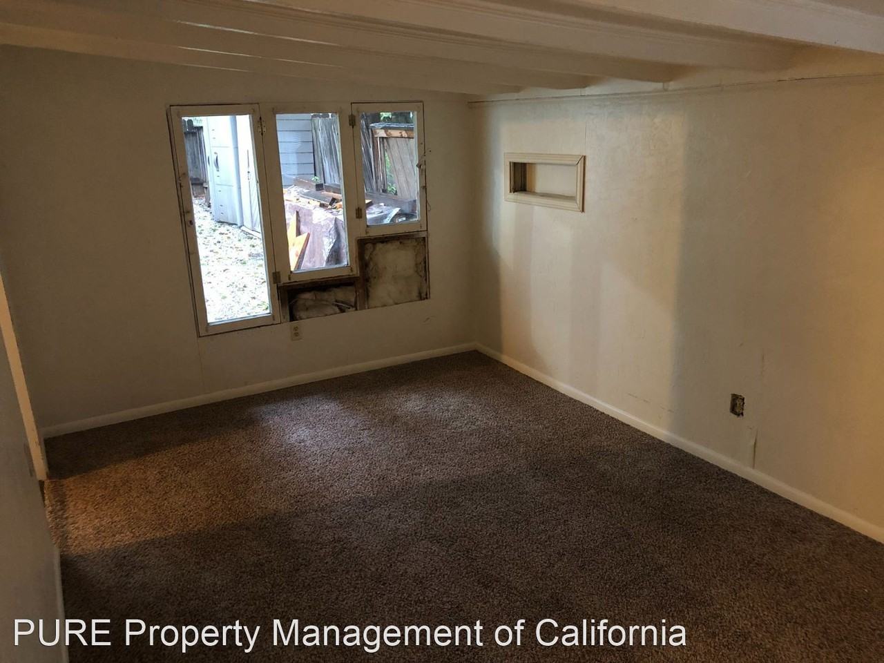 1910 Salem St - Photo 3 of 7