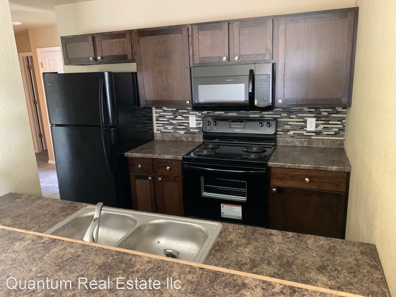 3715 N. 29TH ST - Photo 3 of 9