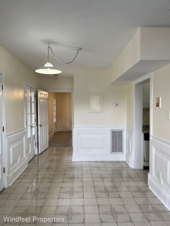 4121 Palmyra - Photo 2 of 6