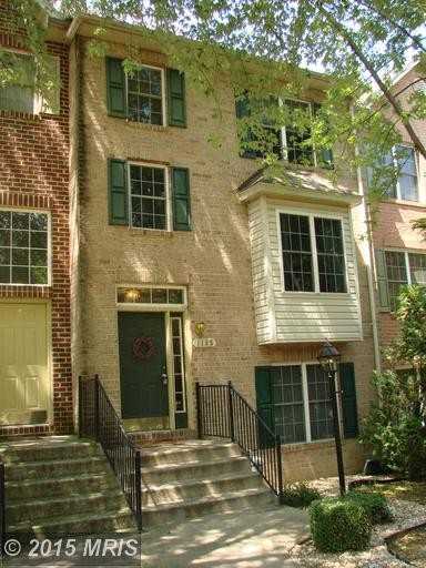 1185 Lindsay Ln - Photo 2 of 24