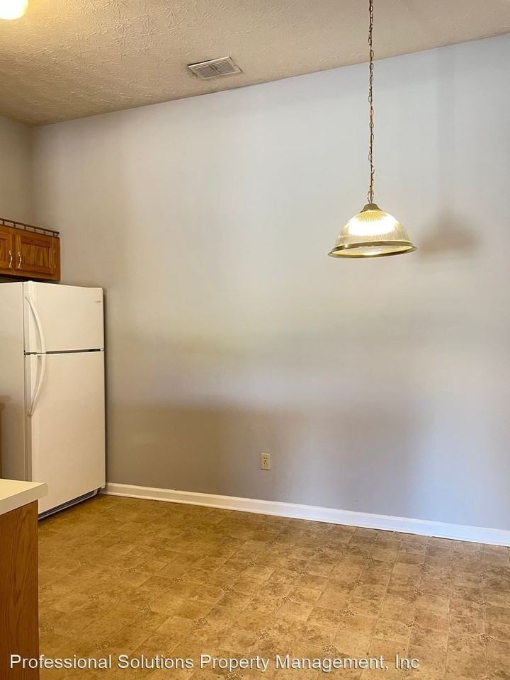 241 McDaniel Ave - Photo 2 of 7