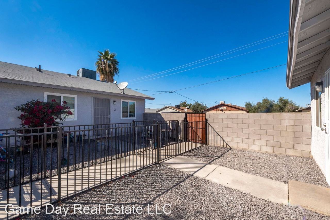 2922 East Roeser Road - Photo 3 of 35